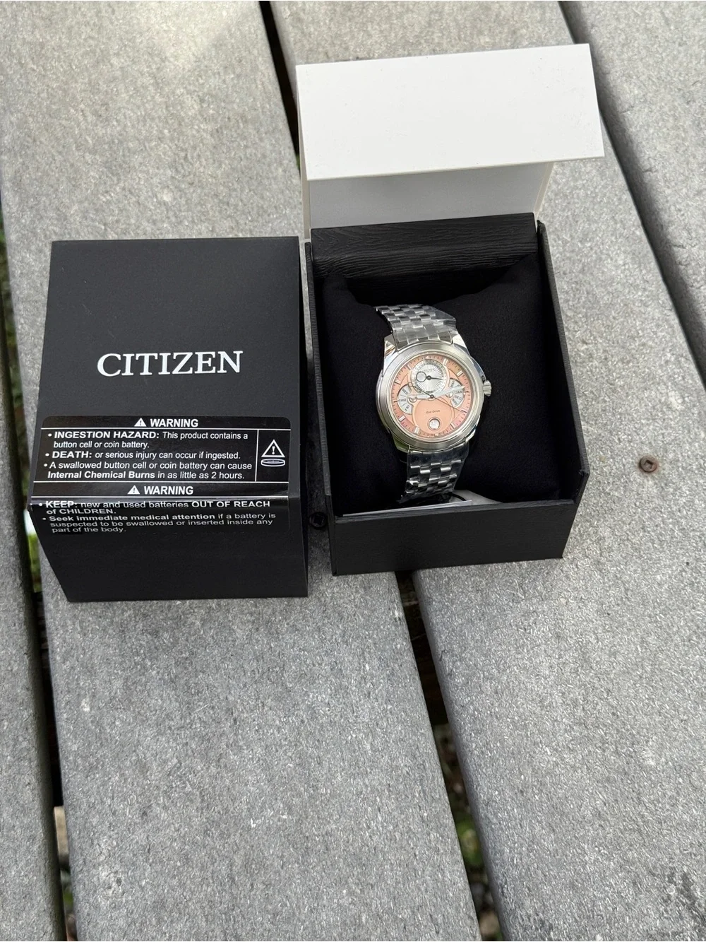 Citizen Eco-Drive Calendrier men’s Chronograph Watch with Salmon Pink Dial
